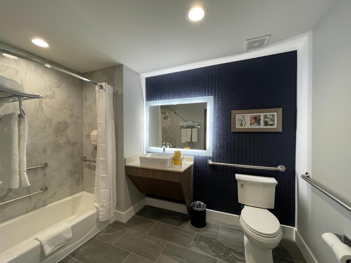 Palace Inn Blue Houston East Beltway 8 Ngoại thất bức ảnh